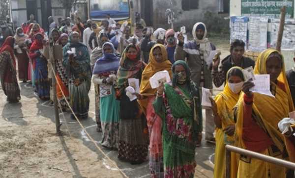 विधानसभा चुनाव : यूपी में 61.06, उत्तराखंड में 59.51, गोवा में 77.94 फीसदी मतदान